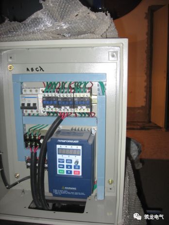 《建筑電氣工程施工質(zhì)量驗收規(guī)范》GB50303-2015 配電箱(機柜)安裝詳細(xì)說明！