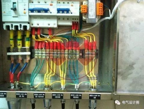 日本的配電箱設(shè)計(jì)太先進(jìn)了，難怪國(guó)內(nèi)的漏電開關(guān)總是跳閘！